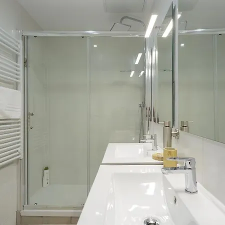 Apartment Apg Palau Salieti 2 *