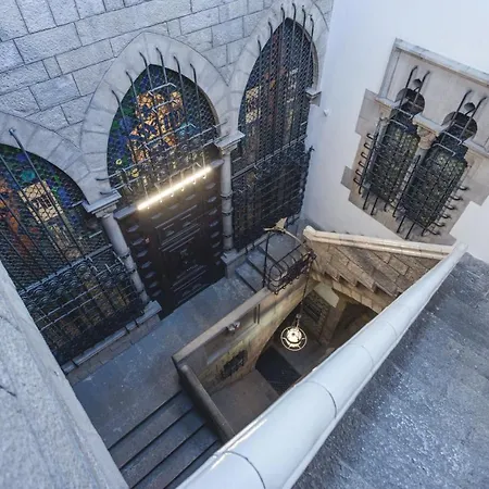 Apg Palau Salieti 2 Apartment Girona
